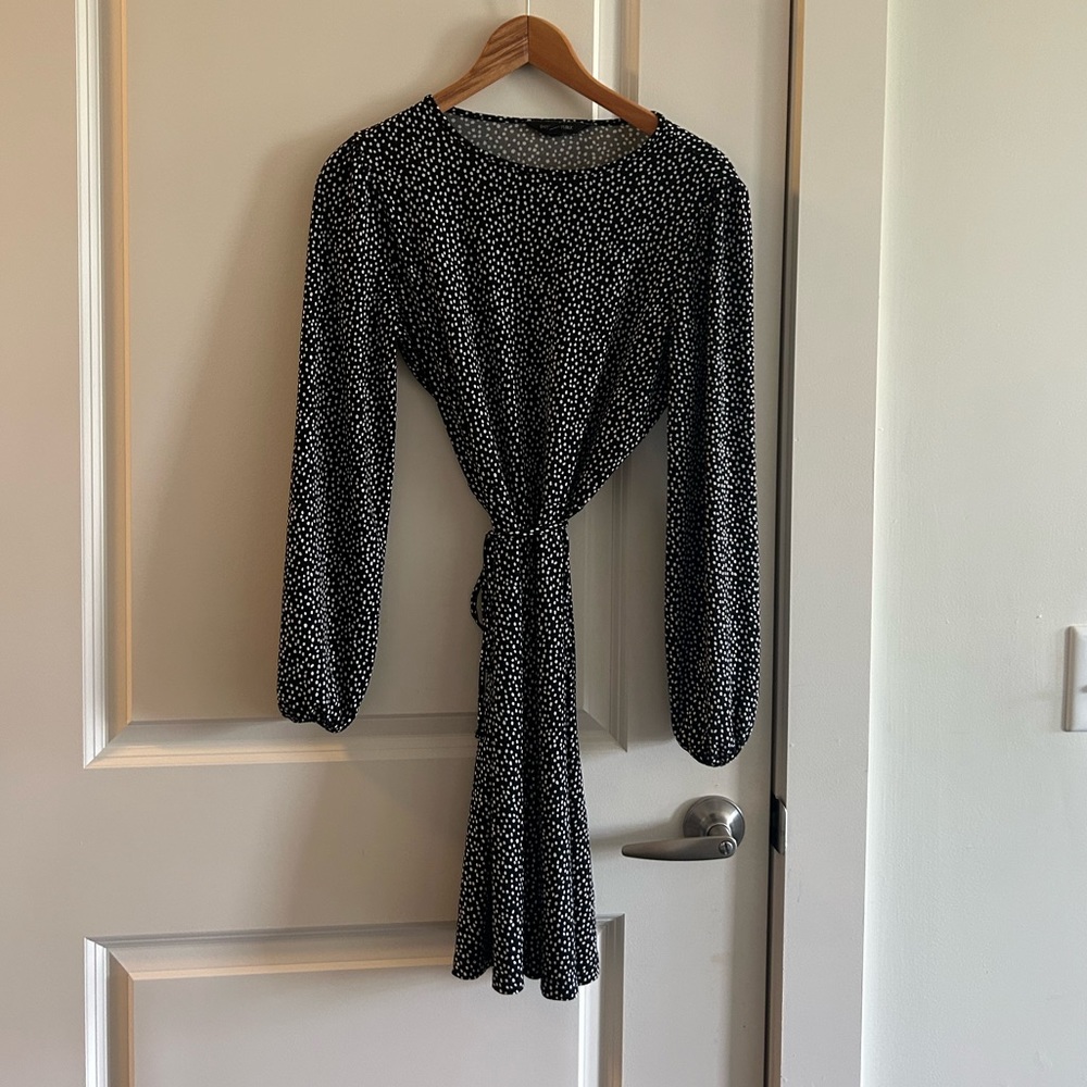 Banana republic long sleeve high neck polka dot dress with tie